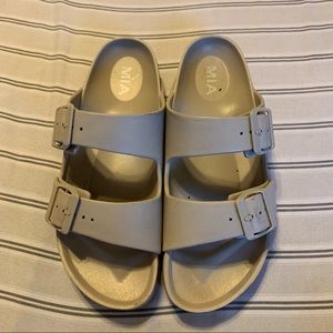 MIA slides